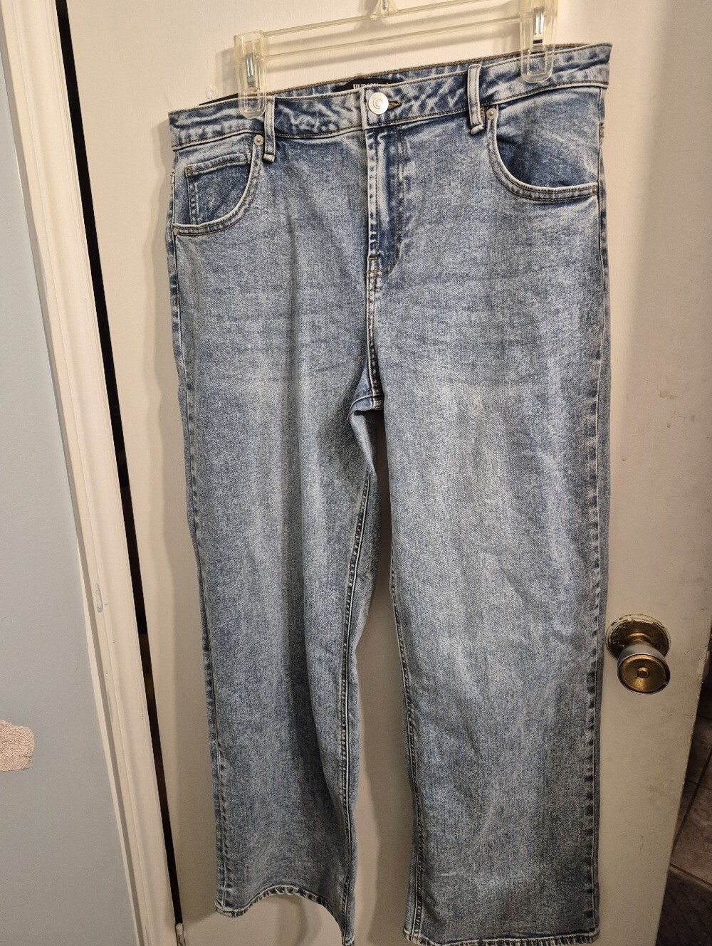 Relaxed Fit Light Blue Stonewash Men's Jeans